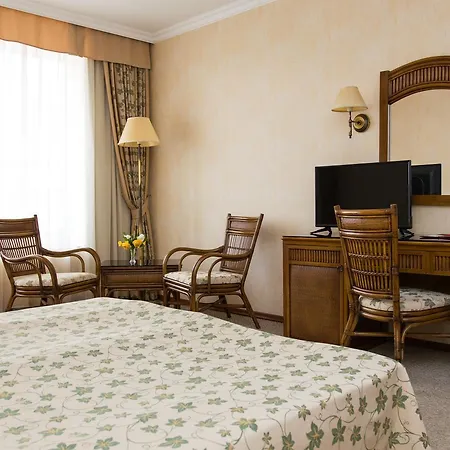 Хотел дръстър 5*